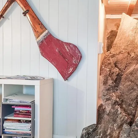 Leilighet Stunning In With Wifi Arendal